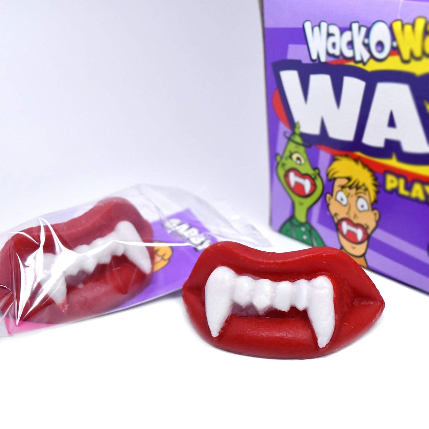 Wack-O-Wax Fangs – Cherry, 24 Count Box