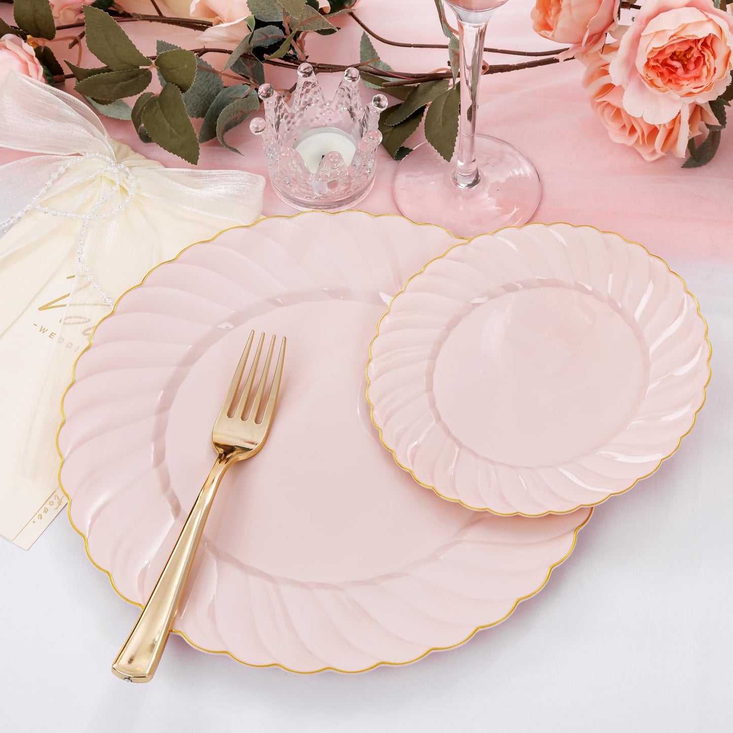 Scalloped Plastic Plates Set Includes 25 Dinner, 25 Dessert Plate, 75 Gold Silverware for 25Guests -125Pcs Total