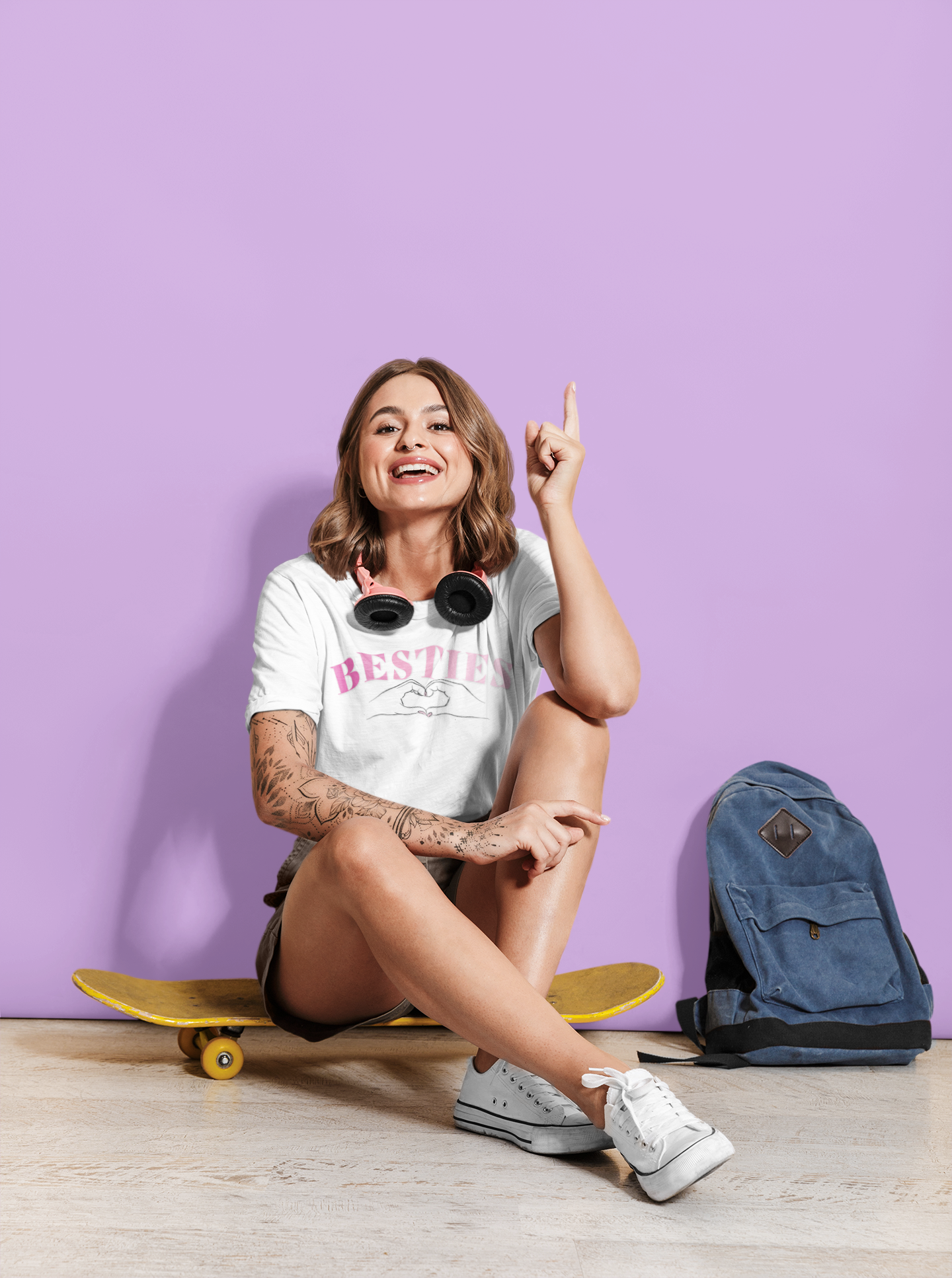 Bestie T Shirt | Bestie Heart Hands Graphic Tee